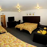 Hotel Restaurant Au Chasseur 2*
