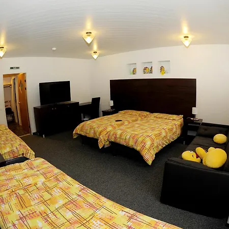 Hotel Restaurant Au Chasseur 2*