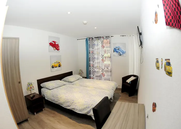 Restaurant Au Chasseur 호텔 2*